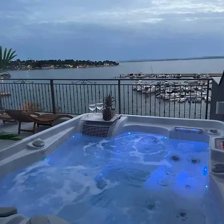 Appartement Penthouse Laurus *